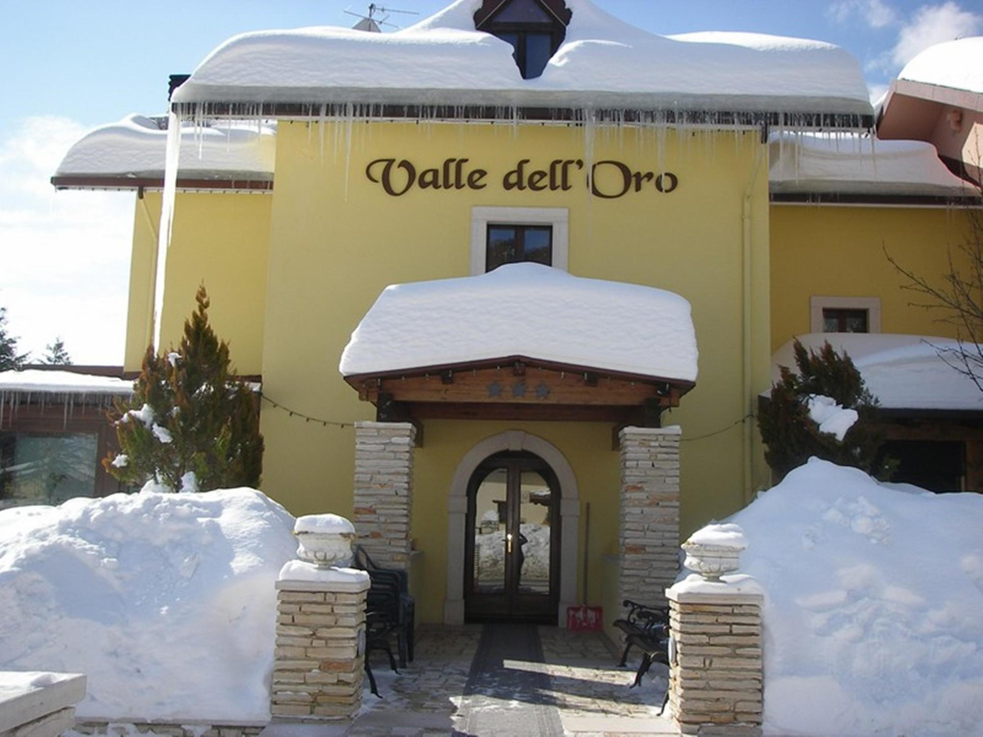 Hotel Valle Dell' Oro Pescasseroli Exterior foto