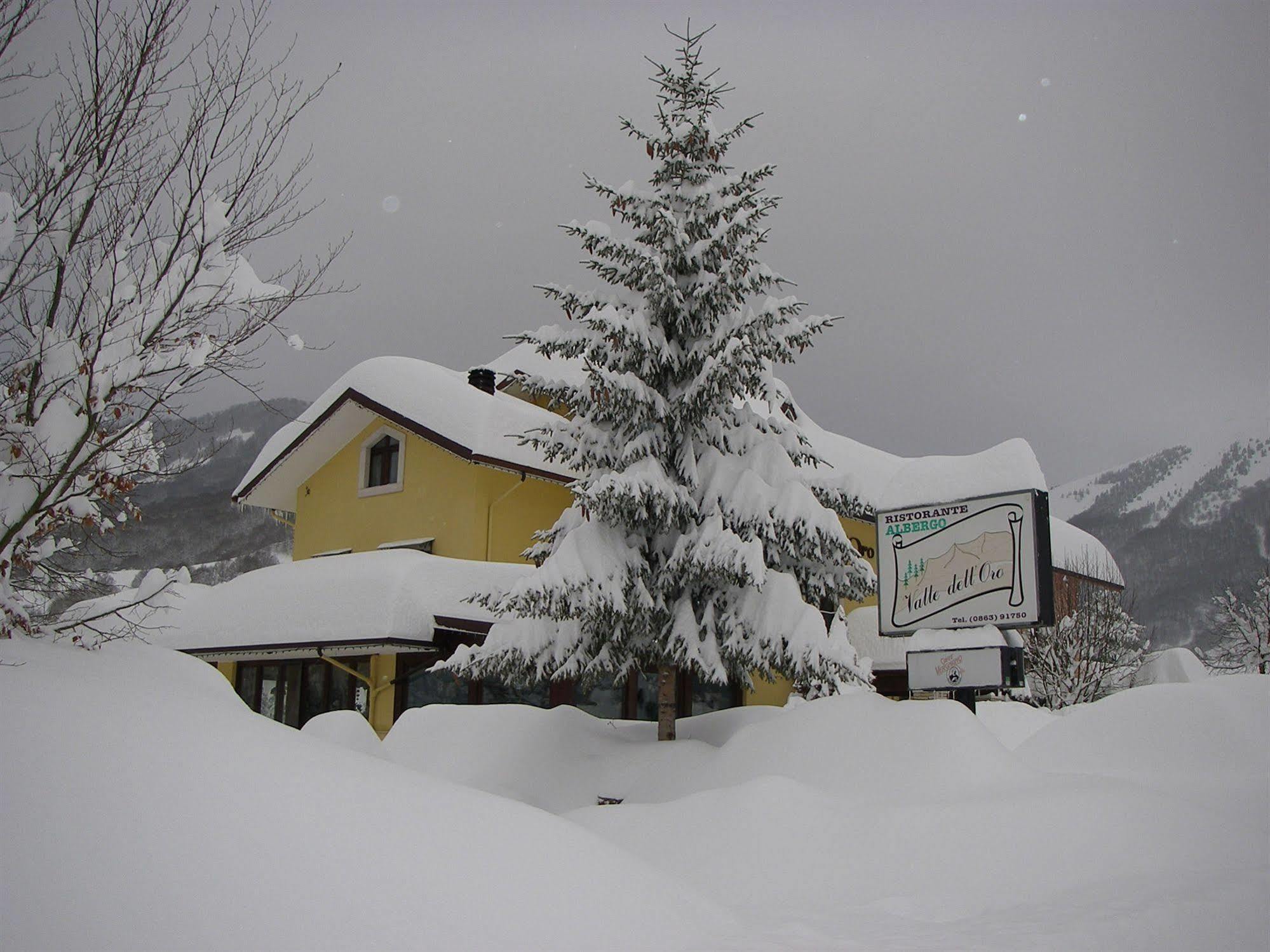 Hotel Valle Dell' Oro Pescasseroli Exterior foto