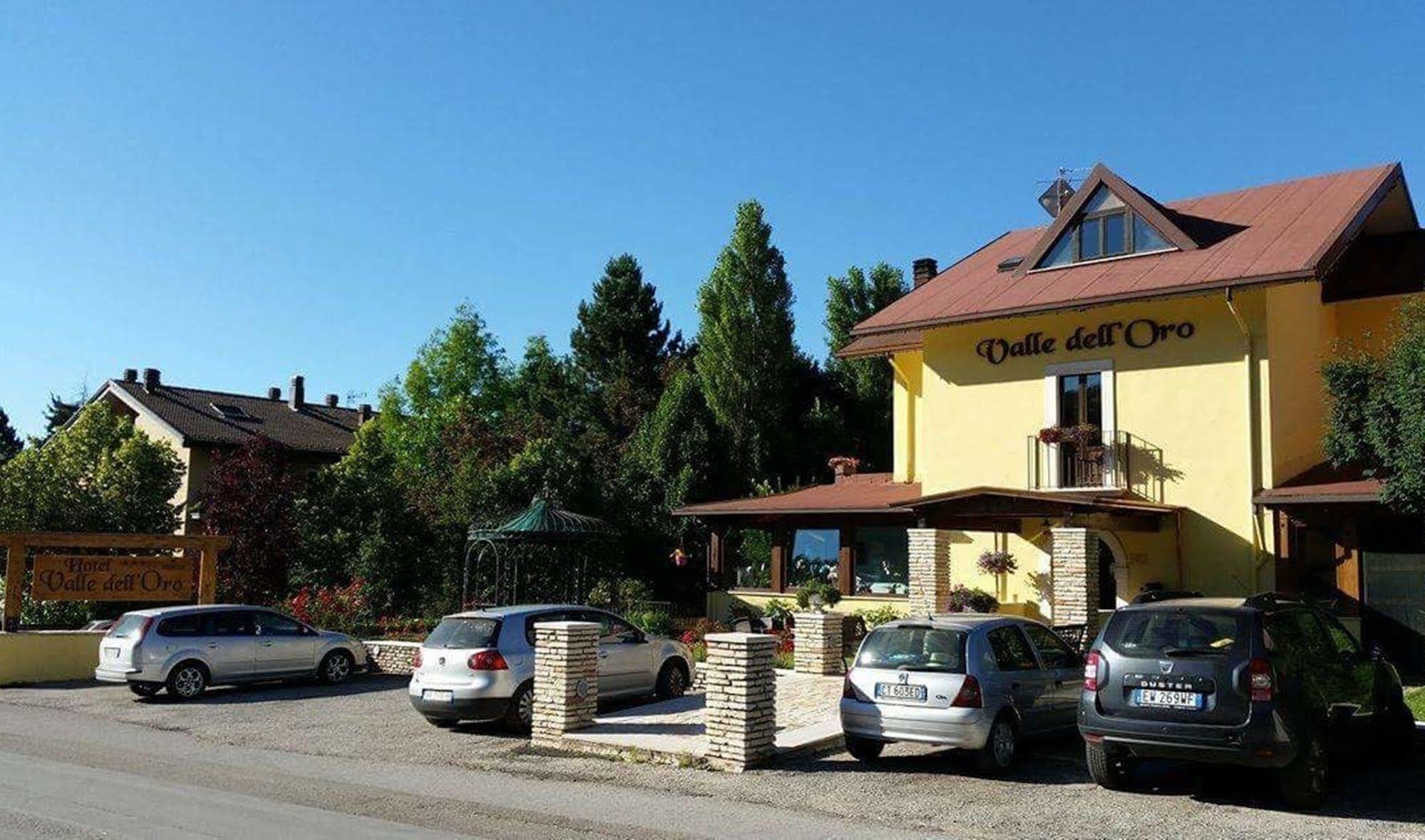Hotel Valle Dell' Oro Pescasseroli Exterior foto