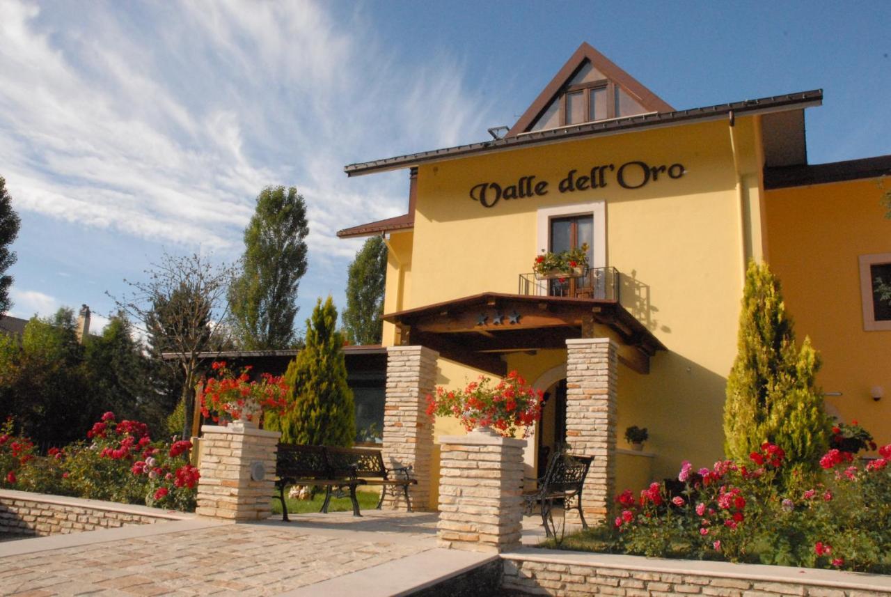 Hotel Valle Dell' Oro Pescasseroli Exterior foto